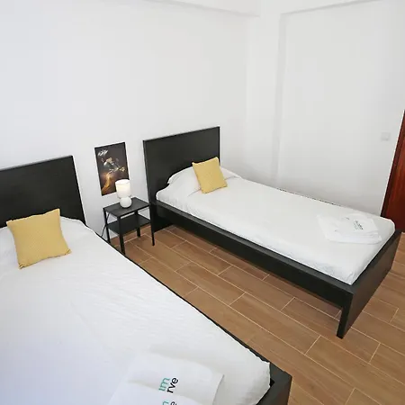 B66 - Quinta Amparo * 波尔蒂芒